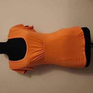 VENUS ORANGE TOP SIZE M